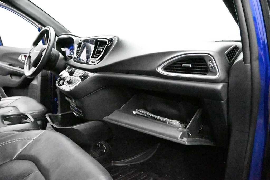2019 Chrysler Pacifica Touring L Plus