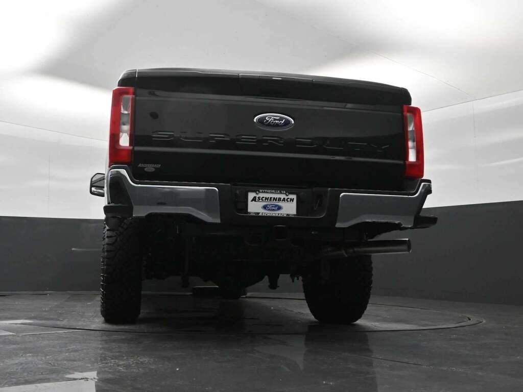 2026 Ford F-250 Super Duty XLT