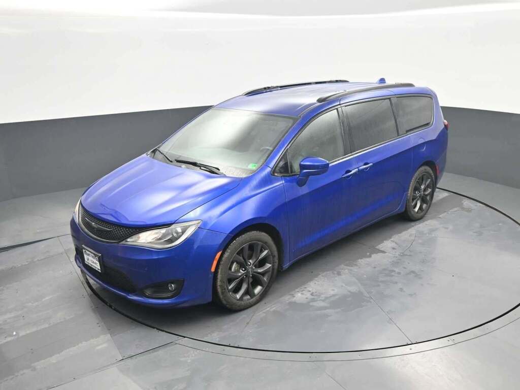 2019 Chrysler Pacifica Touring L Plus