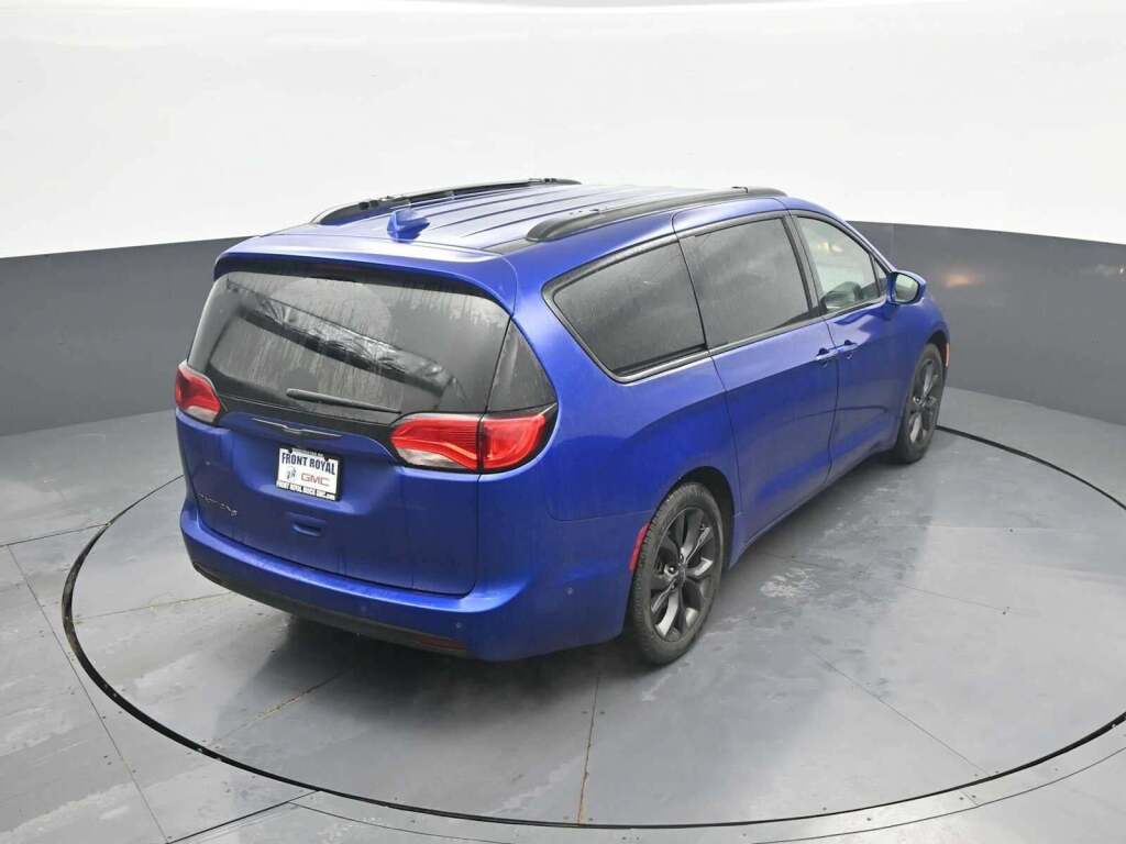 2019 Chrysler Pacifica Touring L Plus