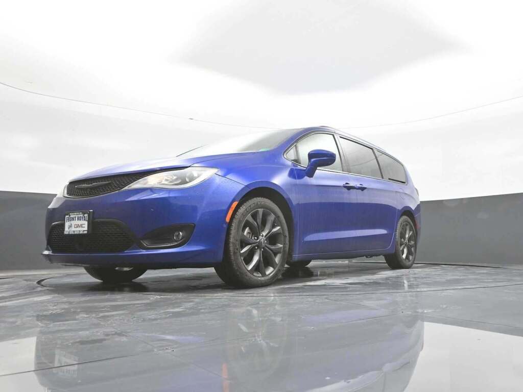 2019 Chrysler Pacifica Touring L Plus