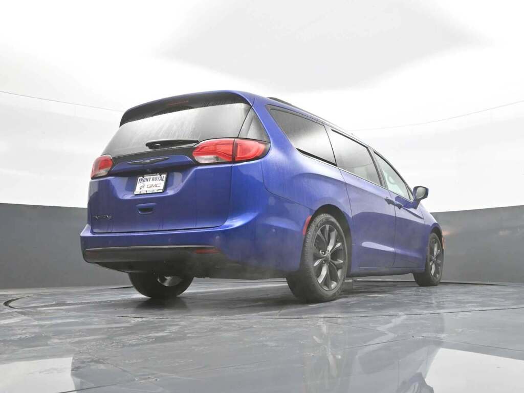 2019 Chrysler Pacifica Touring L Plus