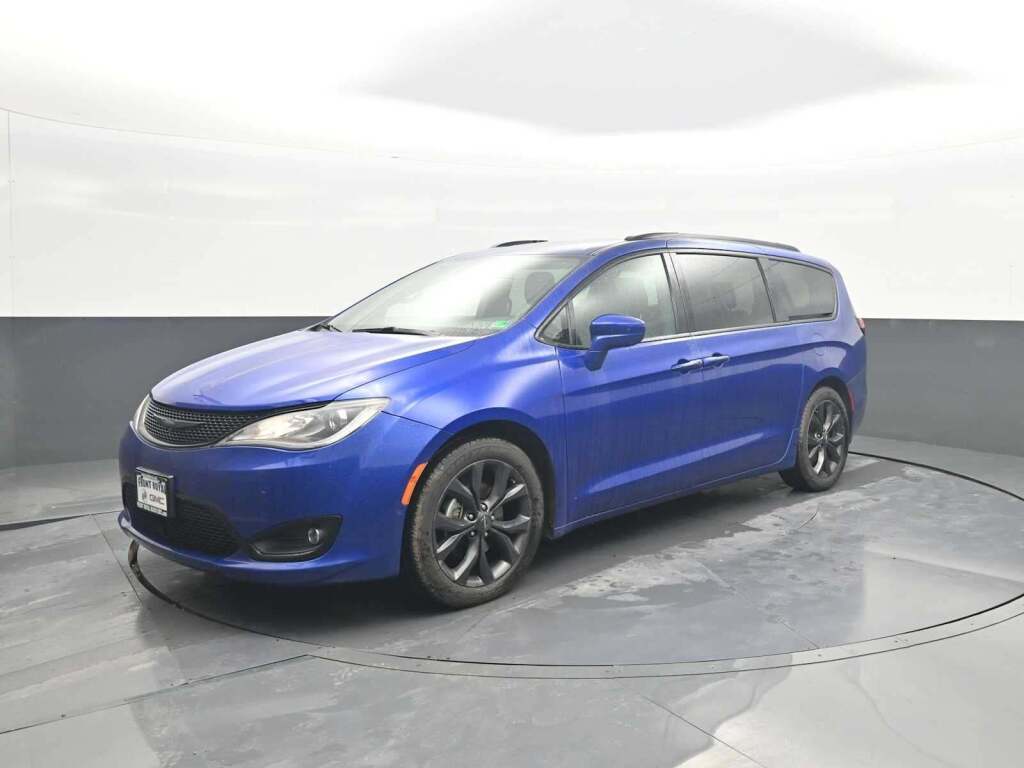 2019 Chrysler Pacifica Touring L Plus