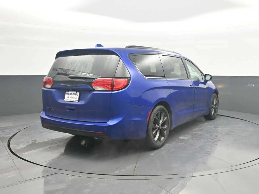 2019 Chrysler Pacifica Touring L Plus
