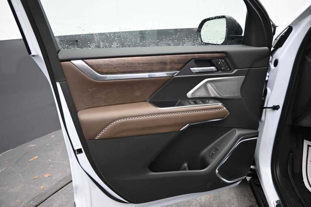 2026 GMC Acadia Denali Ultimate AWD