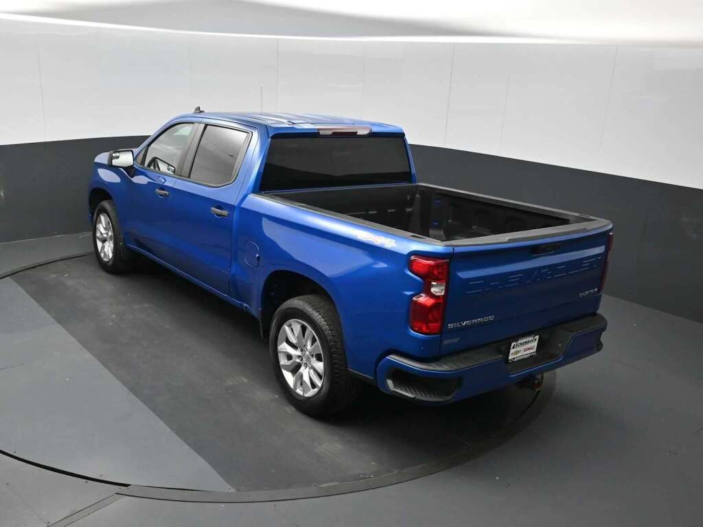 2022 Chevrolet Silverado 1500 Custom