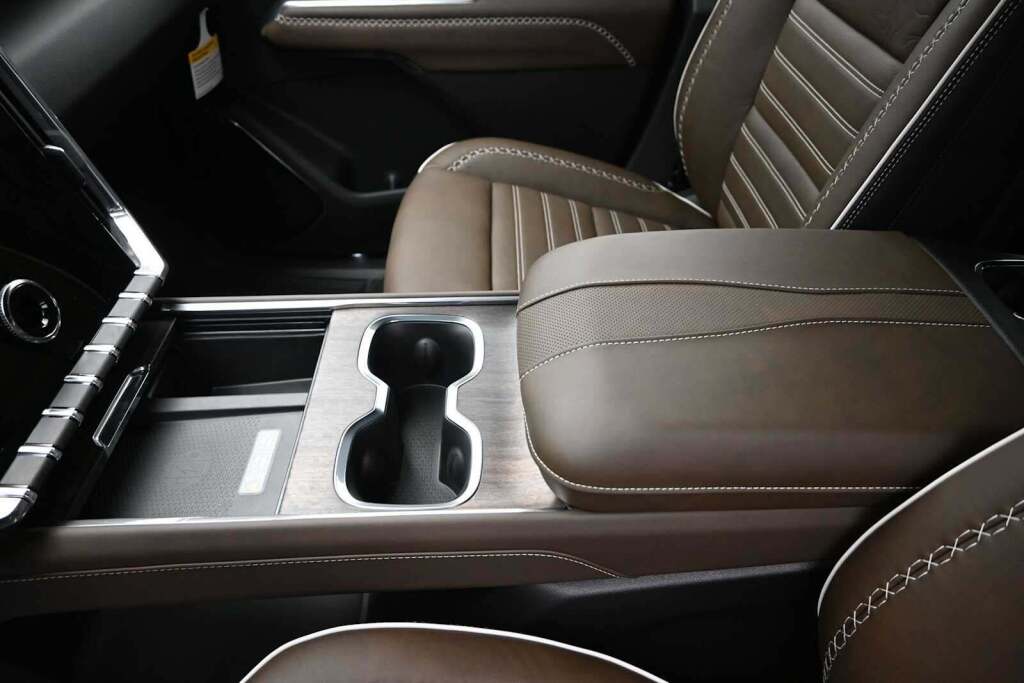 2026 GMC Acadia Denali Ultimate AWD