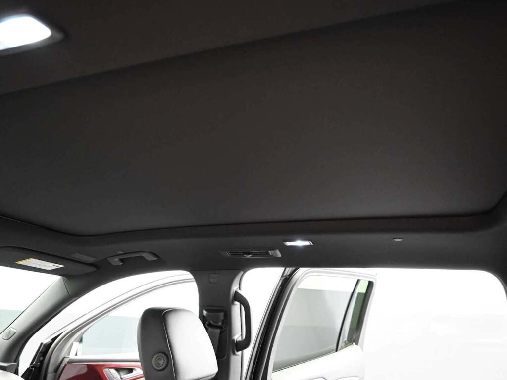 2026 Chevrolet Traverse AWD RS