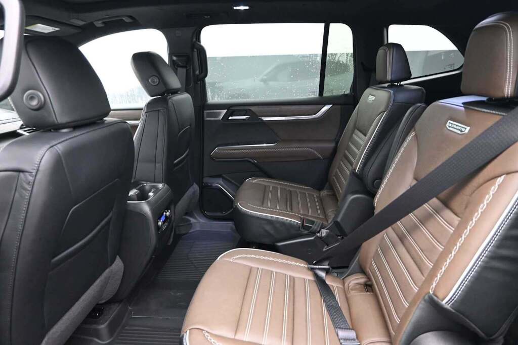 2026 GMC Acadia Denali Ultimate AWD