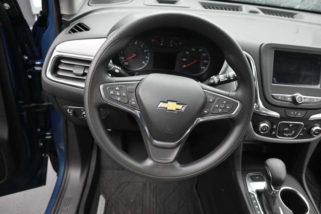 2024 Chevrolet Equinox AWD LS