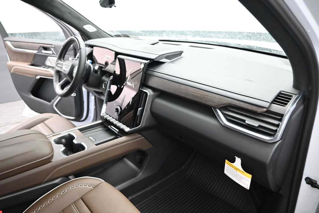 2026 GMC Acadia Denali Ultimate AWD