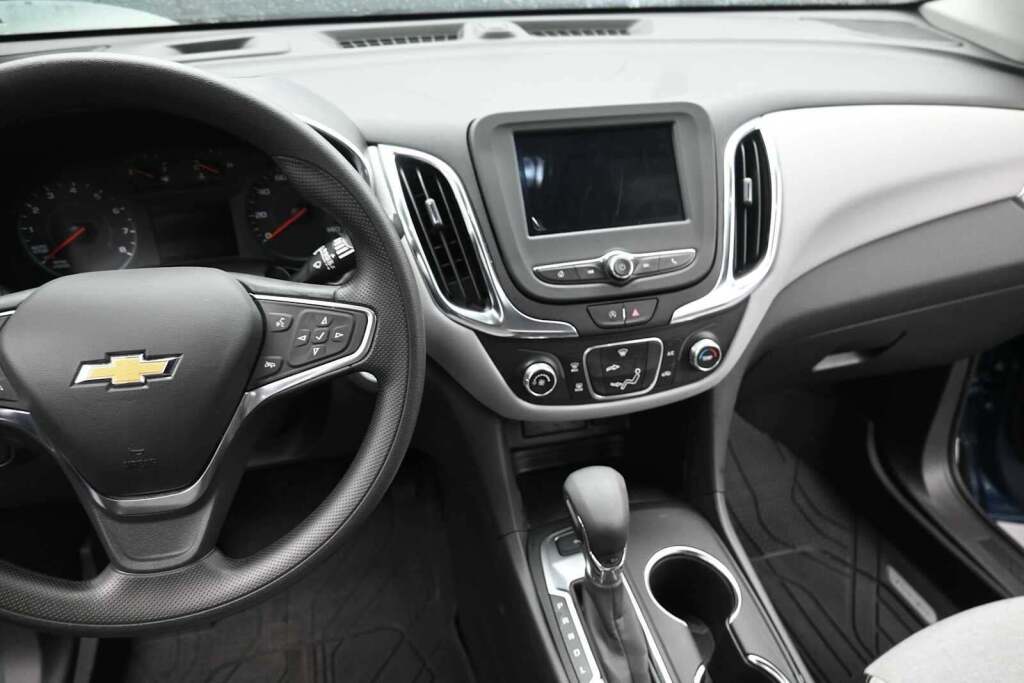2024 Chevrolet Equinox AWD LS