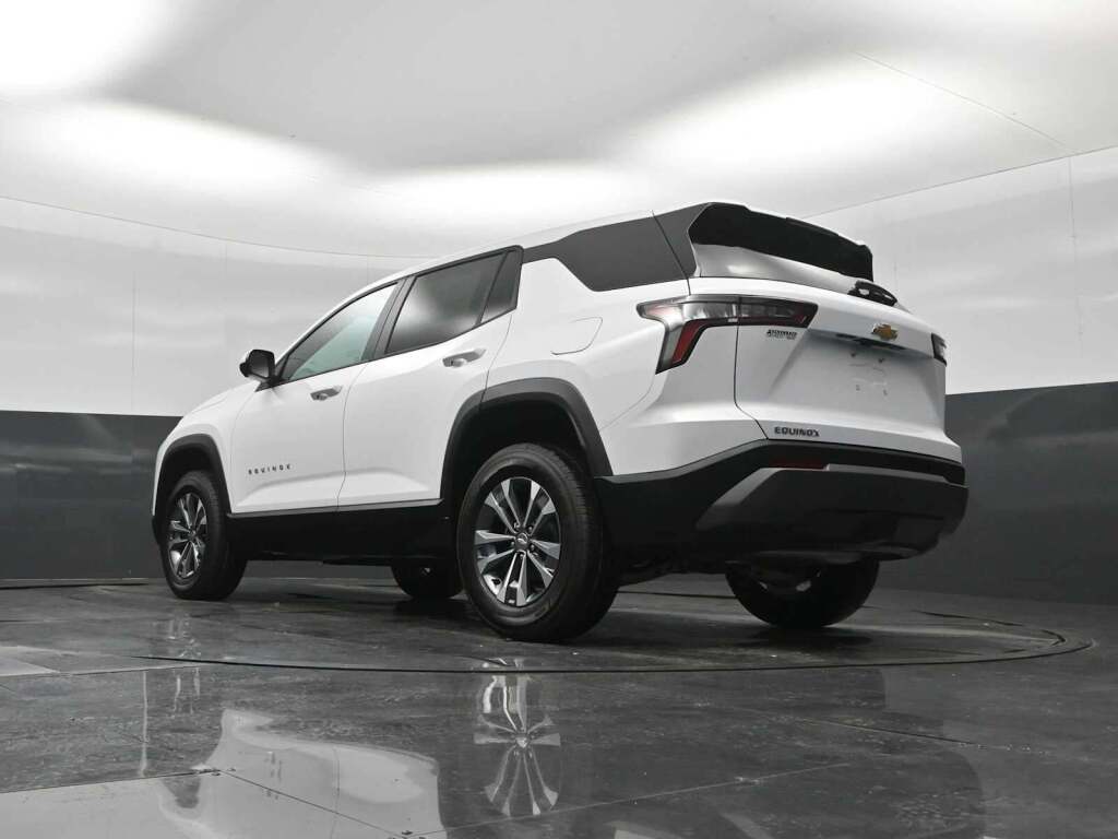 2026 Chevrolet Equinox FWD LT