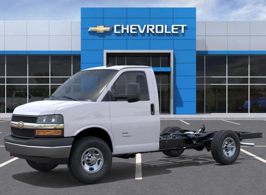 2025 Chevrolet Express Cutaway Work Van