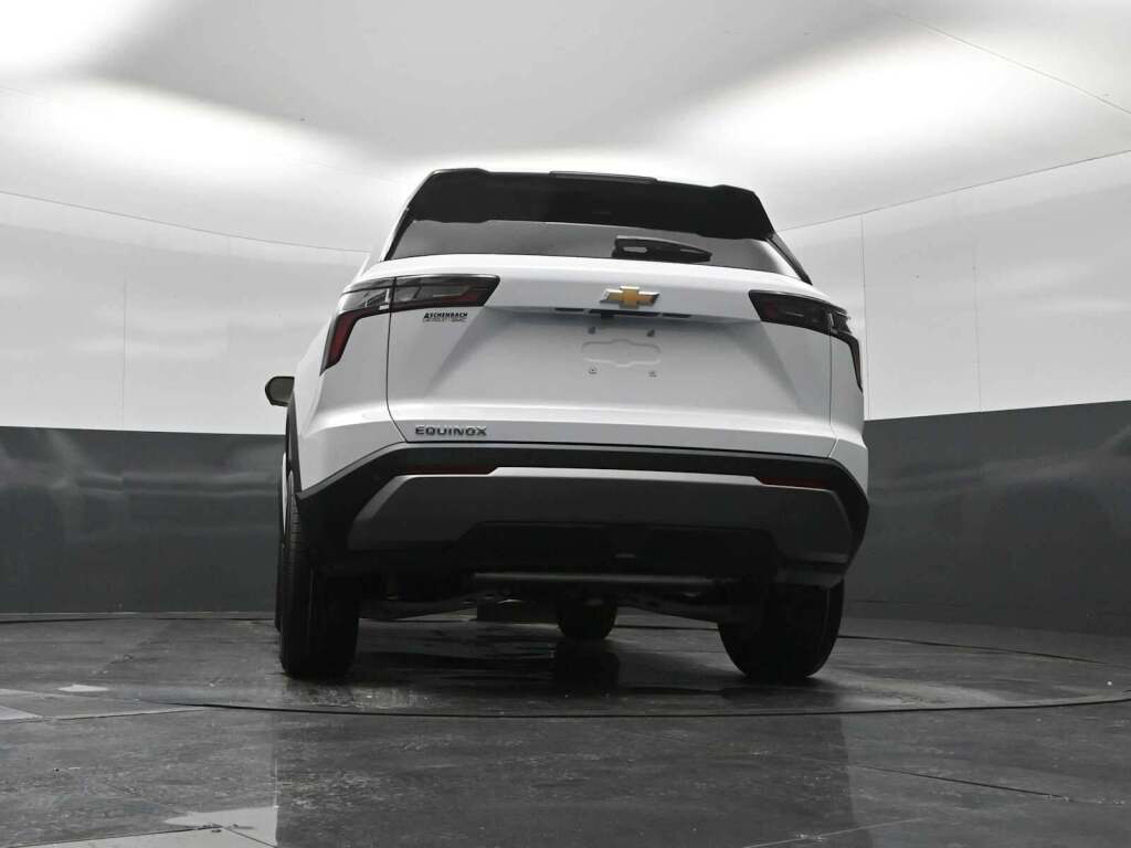 2026 Chevrolet Equinox FWD LT