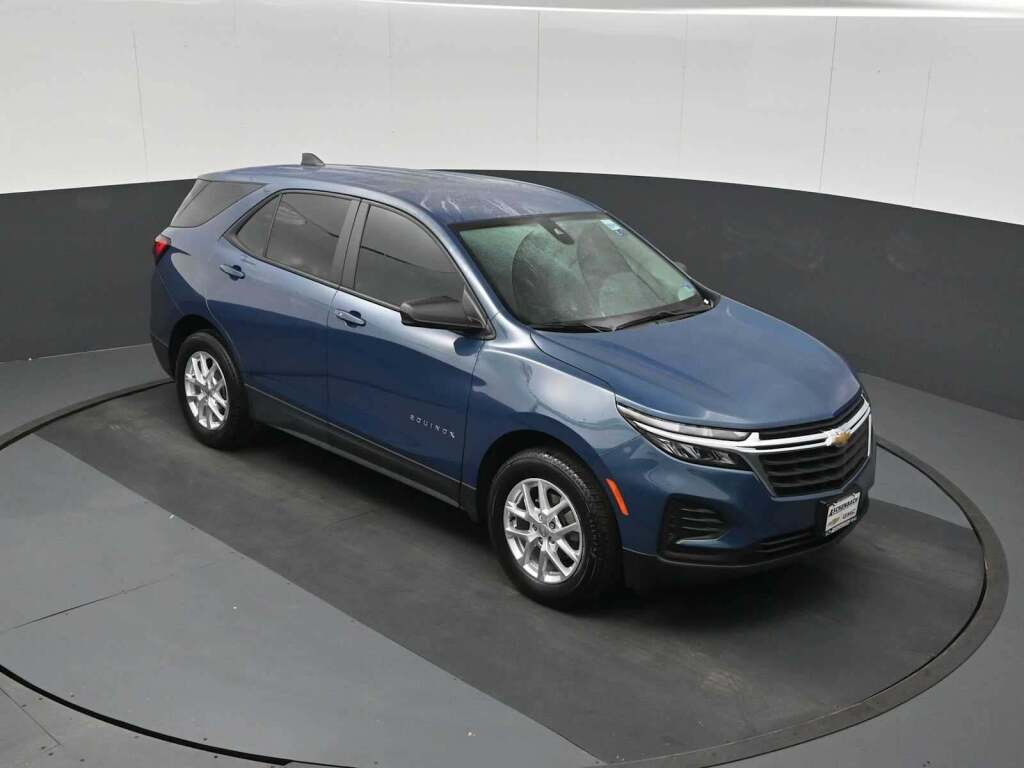 2024 Chevrolet Equinox AWD LS