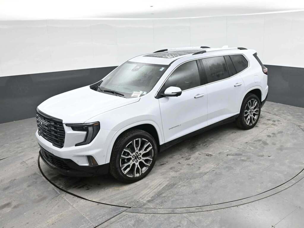 2026 GMC Acadia Denali Ultimate AWD
