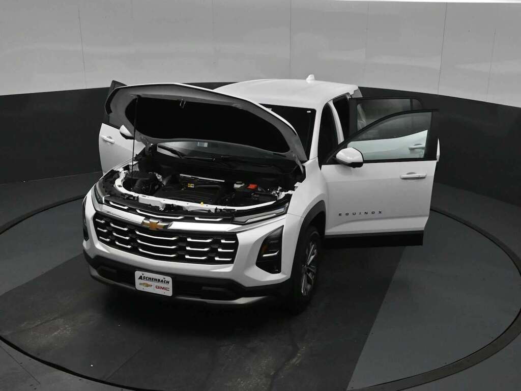 2026 Chevrolet Equinox FWD LT