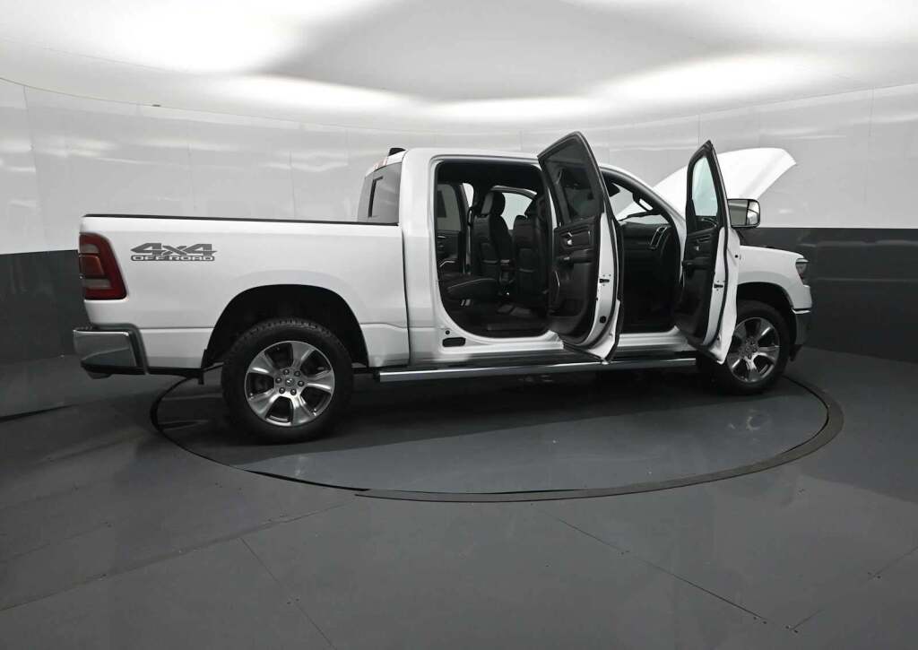 2024 Ram 1500 Laramie Crew Cab 4x4 5'7" Box