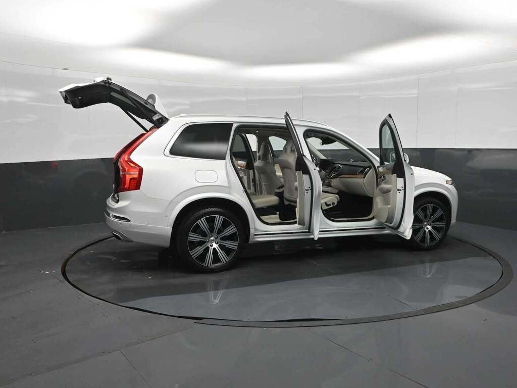 2020 Volvo XC90 T6 Inscription 6 Passenger