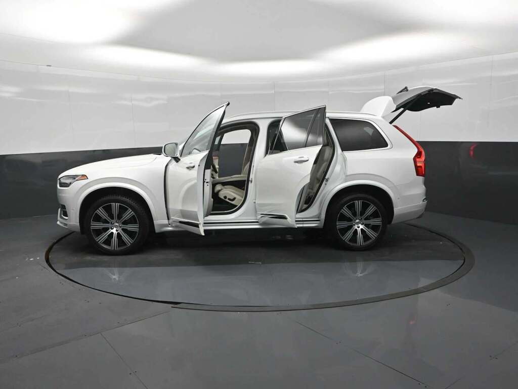 2020 Volvo XC90 T6 Inscription 6 Passenger