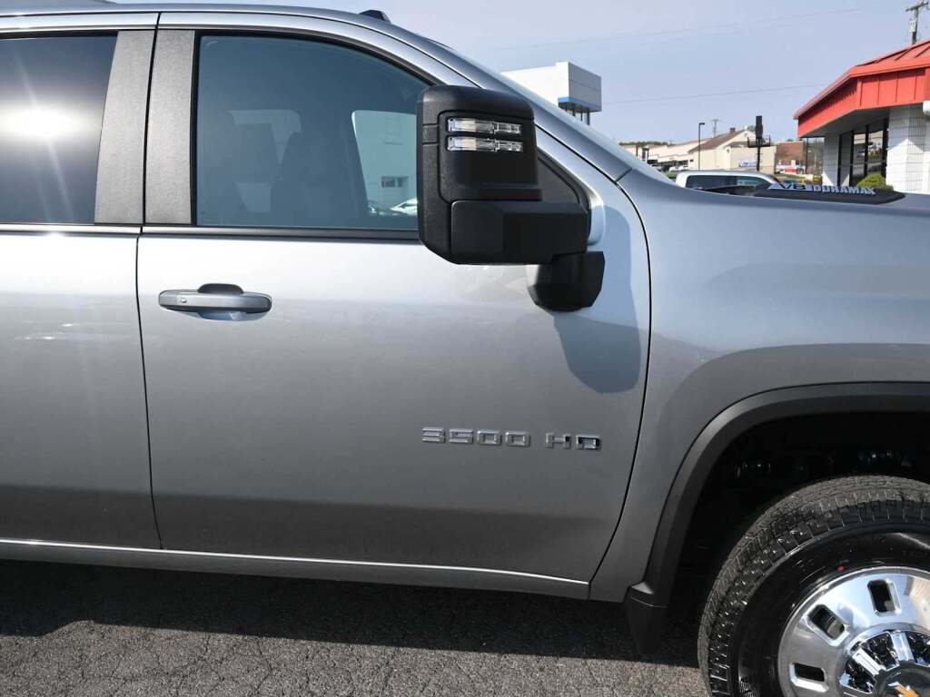 2026 Chevrolet Silverado 3500 HD LT