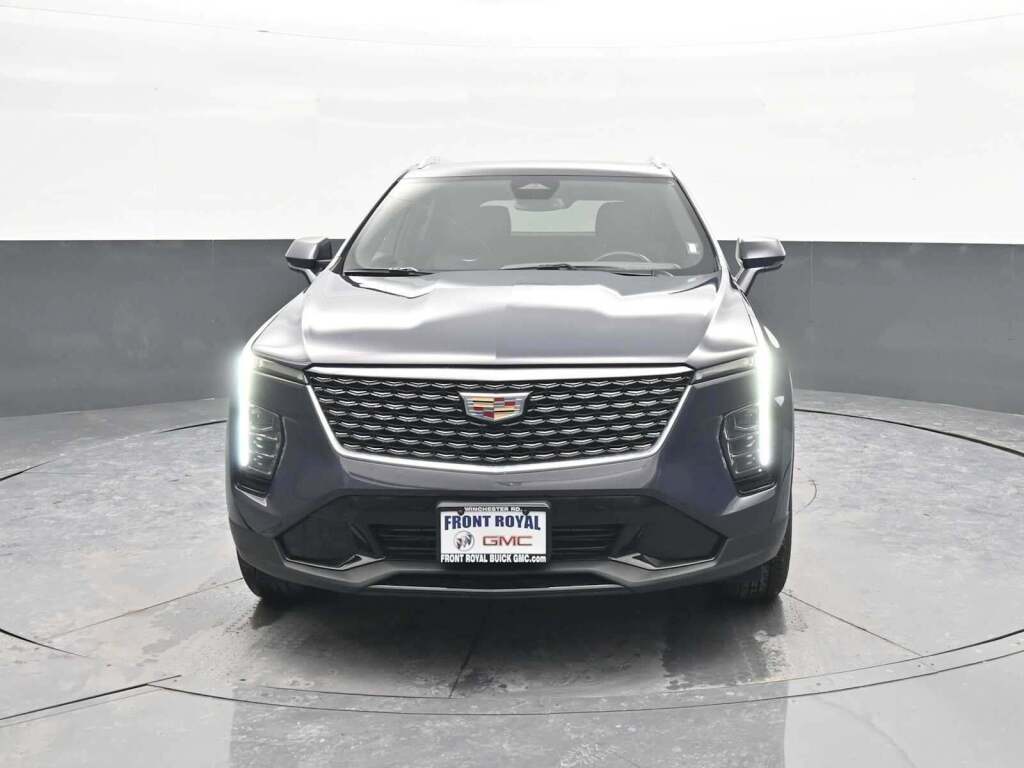 2024 Cadillac XT4 AWD Premium Luxury
