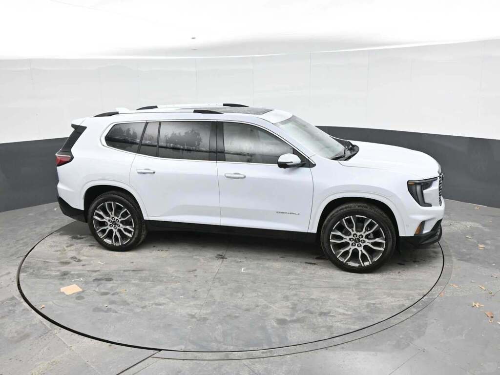 2026 GMC Acadia Denali Ultimate AWD