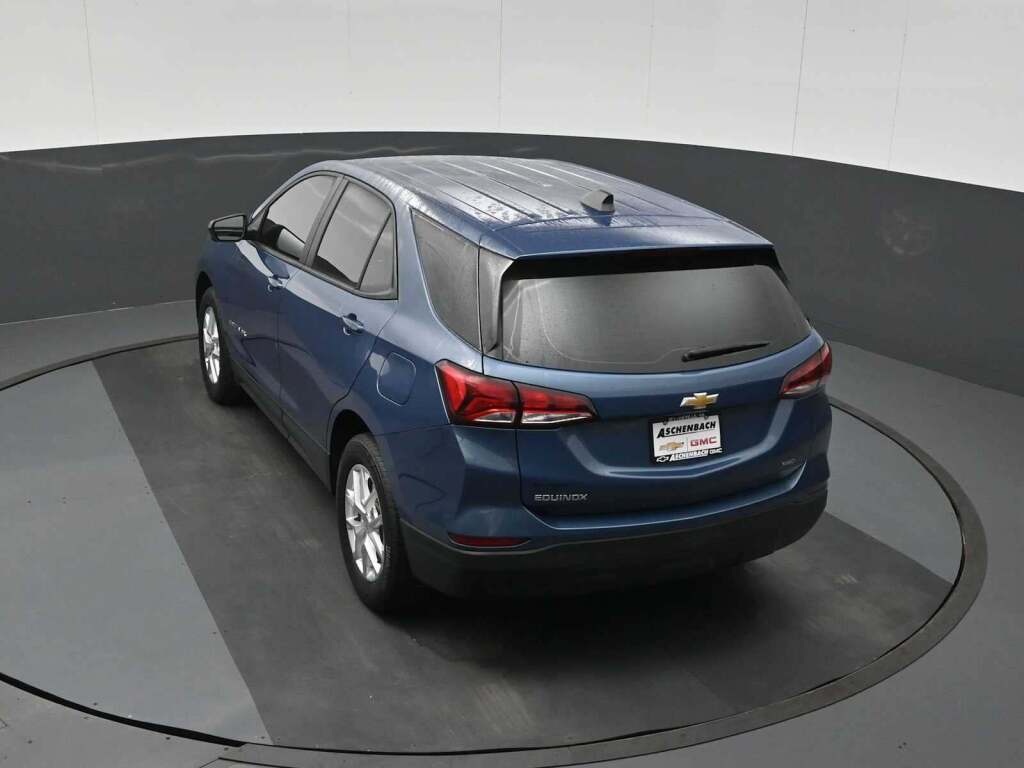2024 Chevrolet Equinox AWD LS