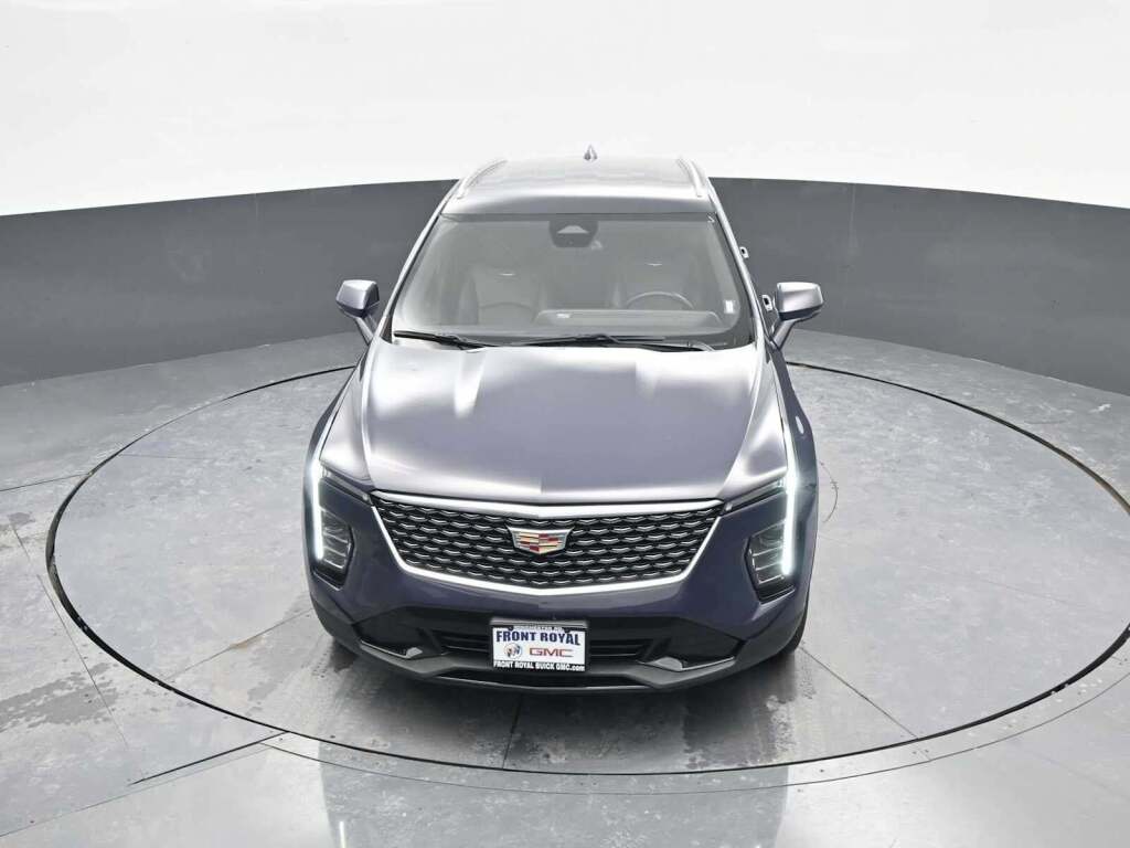 2024 Cadillac XT4 AWD Premium Luxury