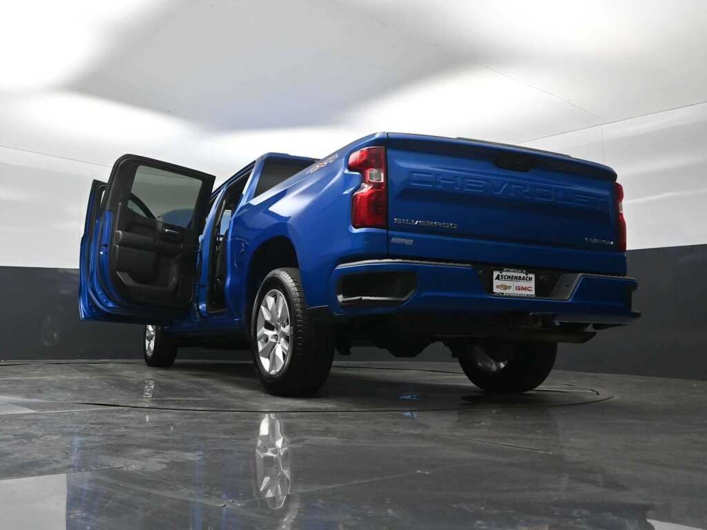 2022 Chevrolet Silverado 1500 Custom