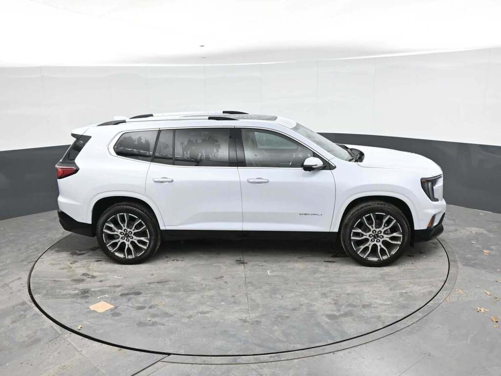 2026 GMC Acadia Denali Ultimate AWD
