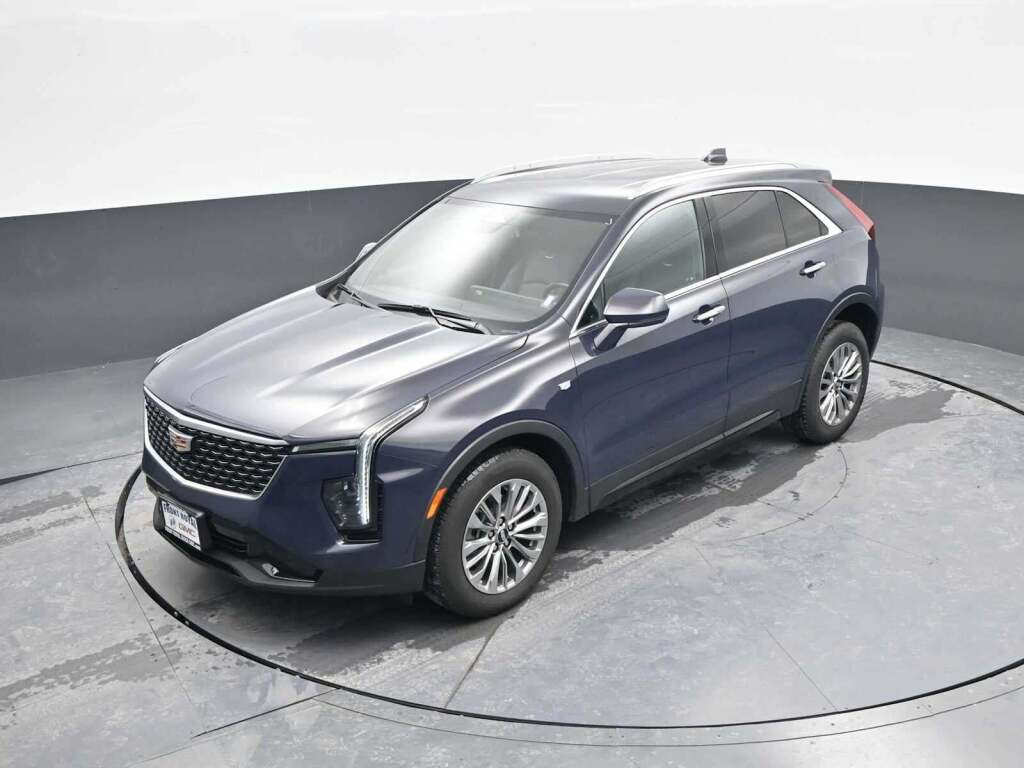 2024 Cadillac XT4 AWD Premium Luxury