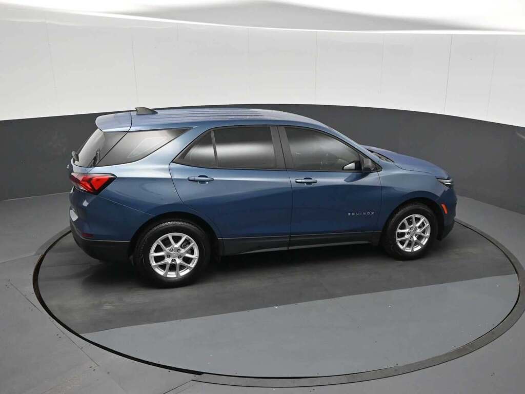 2024 Chevrolet Equinox AWD LS