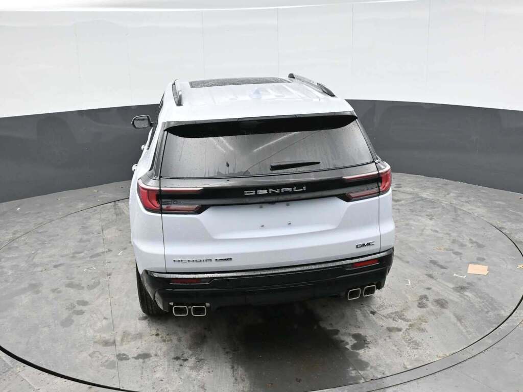 2026 GMC Acadia Denali Ultimate AWD
