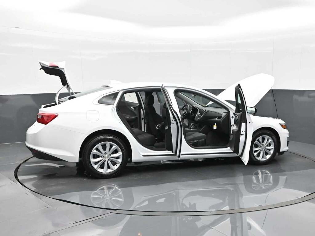 2025 Chevrolet Malibu FWD 1LT