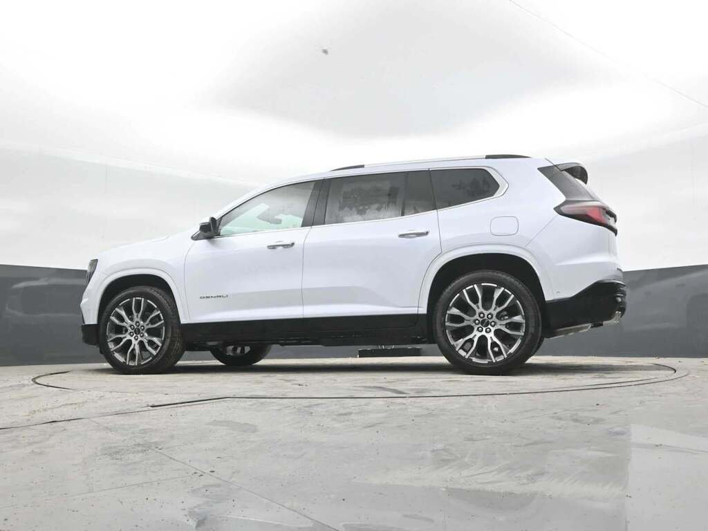 2026 GMC Acadia Denali Ultimate AWD