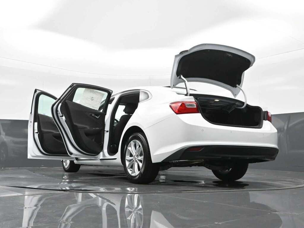 2025 Chevrolet Malibu FWD 1LT