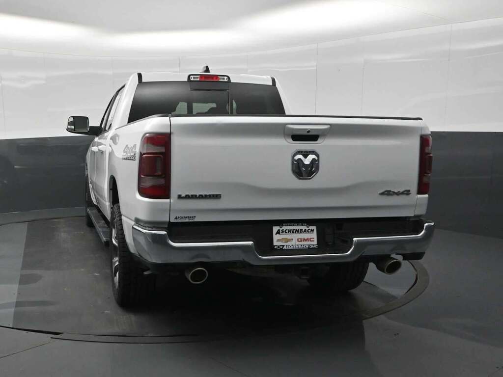 2024 Ram 1500 Laramie Crew Cab 4x4 5'7" Box