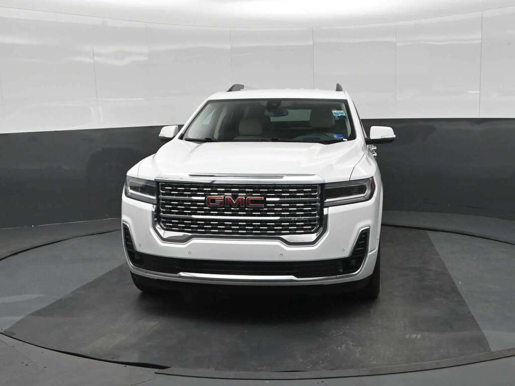 2023 GMC Acadia AWD Denali
