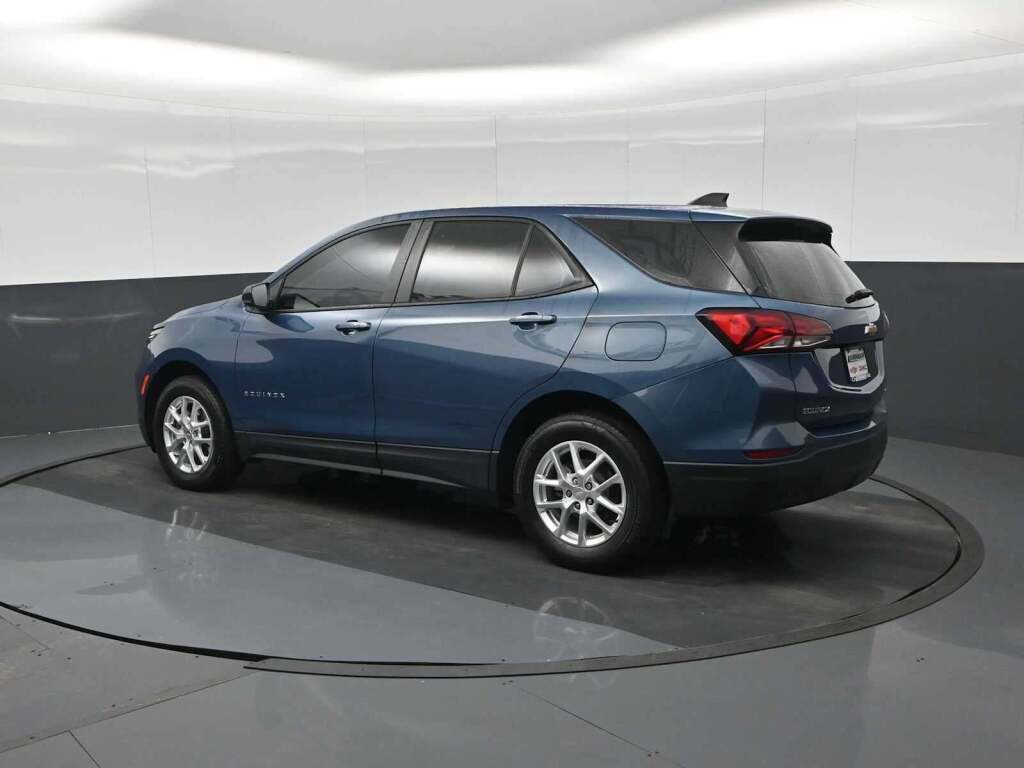2024 Chevrolet Equinox AWD LS