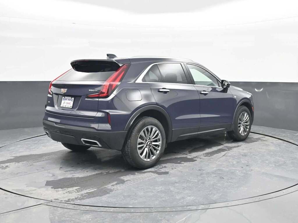 2024 Cadillac XT4 AWD Premium Luxury