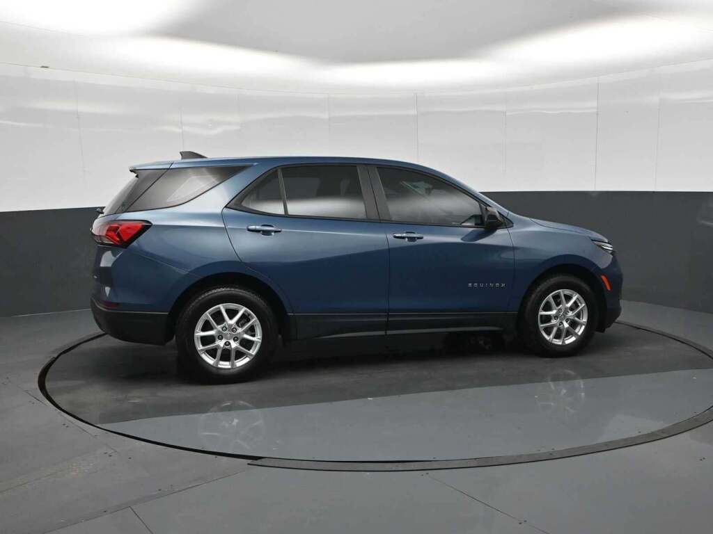 2024 Chevrolet Equinox AWD LS
