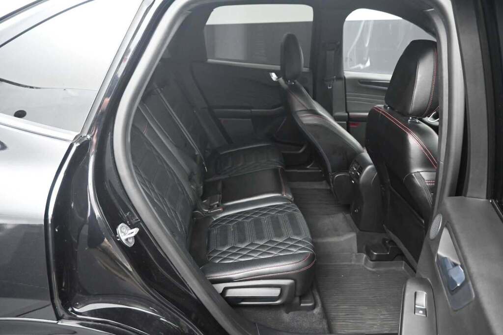 2023 Ford Escape ST-Line Elite