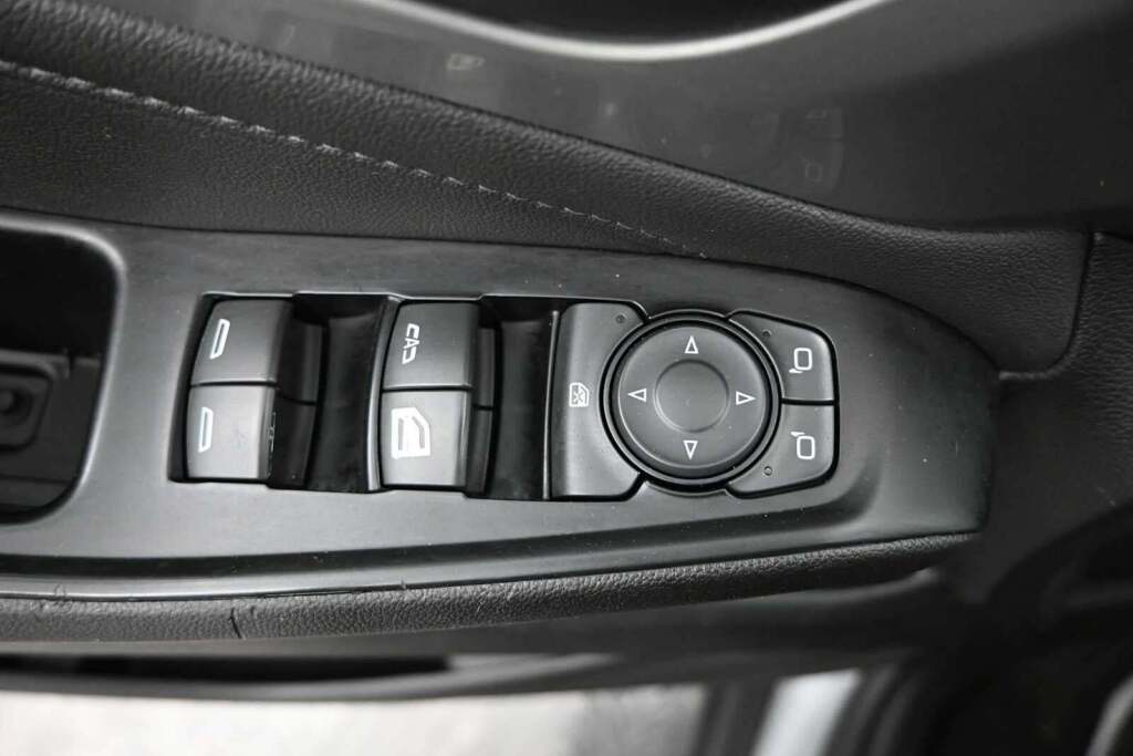2023 Chevrolet Traverse FWD LT Cloth