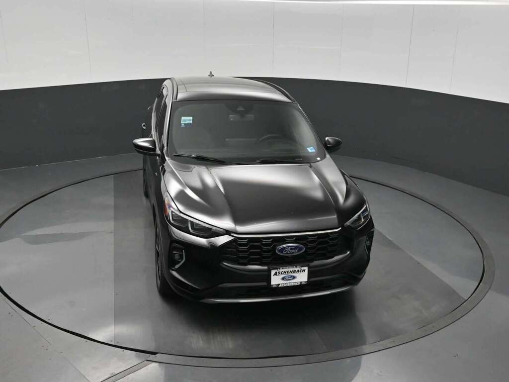 2023 Ford Escape ST-Line Elite