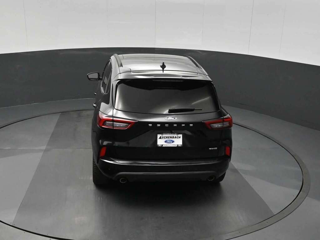 2023 Ford Escape ST-Line Elite