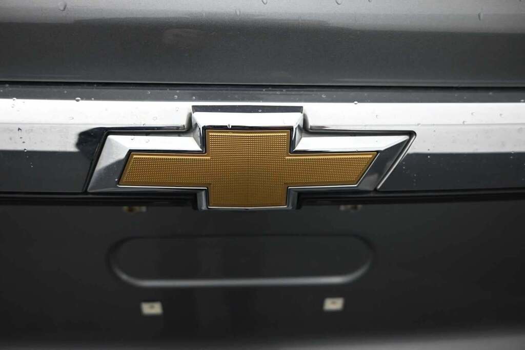 2023 Chevrolet Traverse FWD LT Cloth