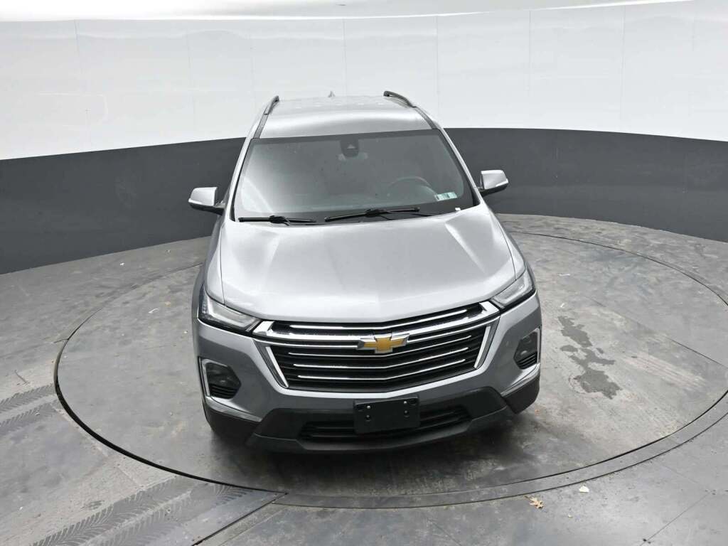 2023 Chevrolet Traverse FWD LT Cloth