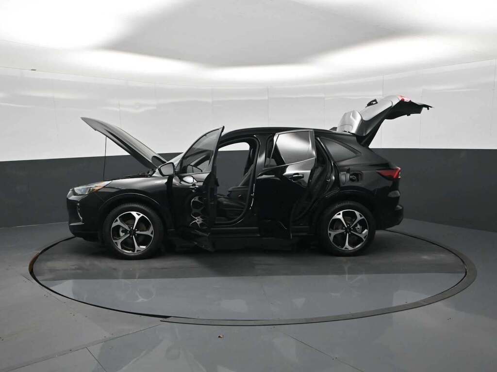 2023 Ford Escape ST-Line Elite